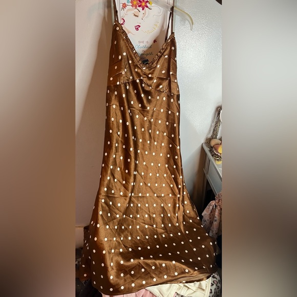 Japna Silk Dress - Picture 2 of 6